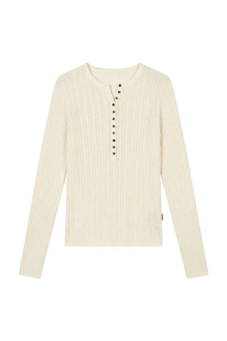 Женский приталенный шерстяной свитер